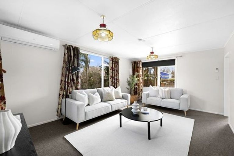 Photo of property in 12 Lydiard Place, Chartwell, Hamilton, 3210