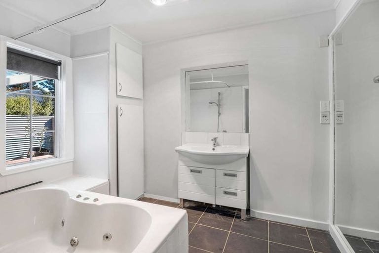 Photo of property in 13a Manse Street, Hampstead, Ashburton, 7700