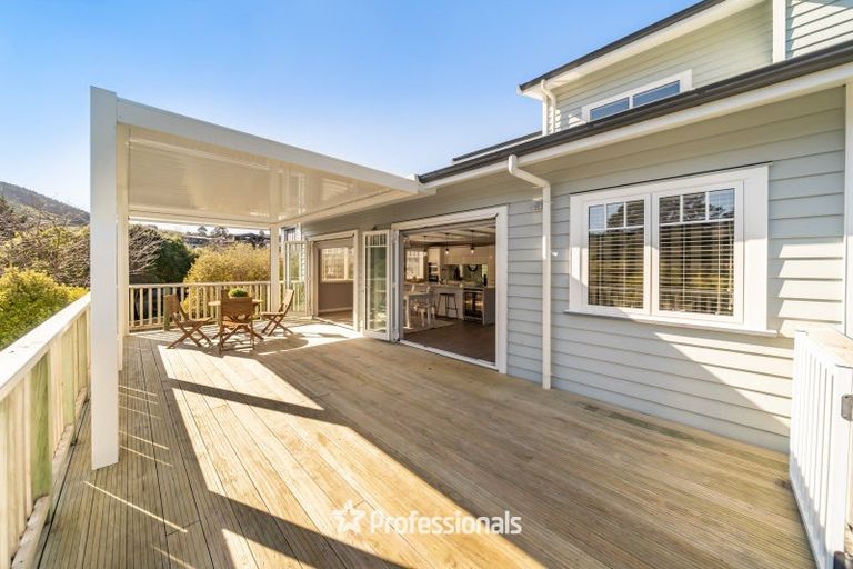 Photo of property in 14 Ronald Scott Grove, Riverstone Terraces, Upper Hutt, 5018