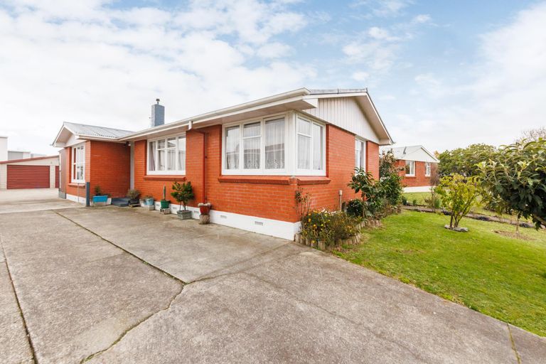 Photo of property in 44 Rugby Street, Awapuni, Palmerston North, 4412