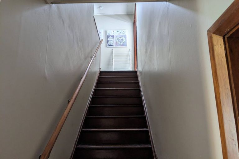 Photo of property in 30 Durham Crescent, Fairfield, Lower Hutt, 5011