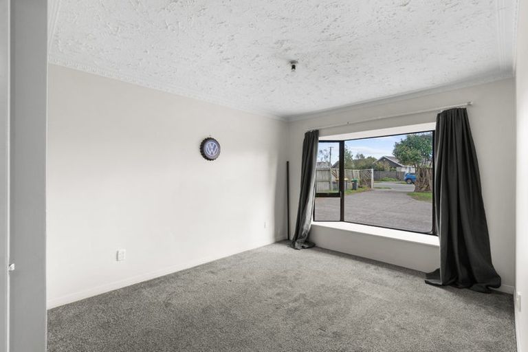 Photo of property in 176 Withells Road, Avonhead, Christchurch, 8042