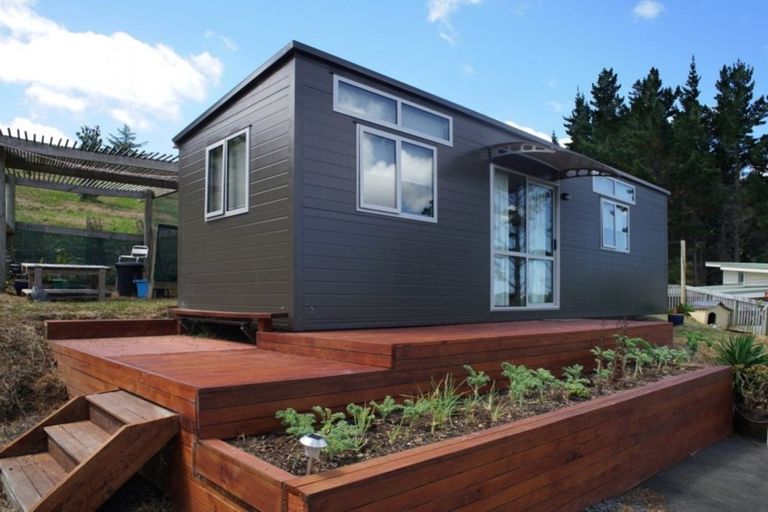 Photo of property in 34 Kapiti Lane, Otaki Beach, Otaki, 5512