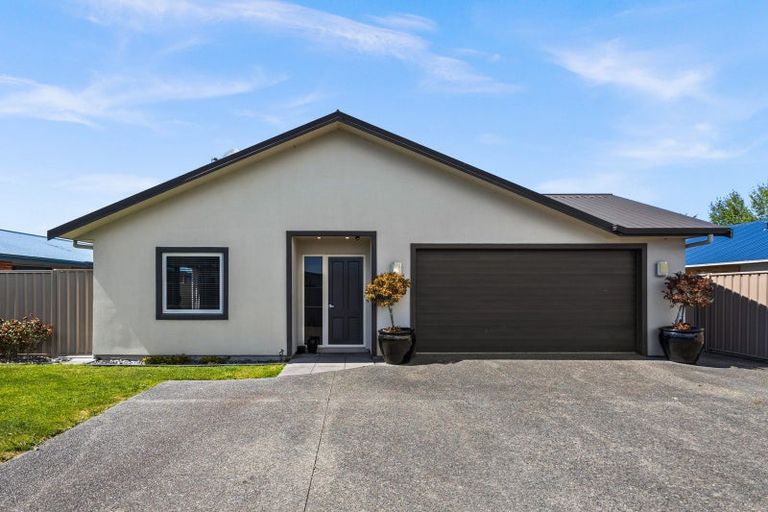 Photo of property in 5 Aiden Lane, Raureka, Hastings, 4120