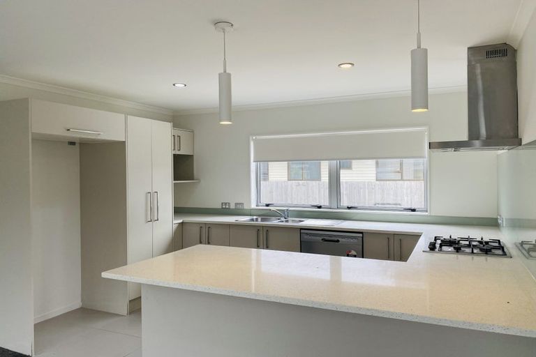 Photo of property in 5a Princess Street, Takanini, 2112