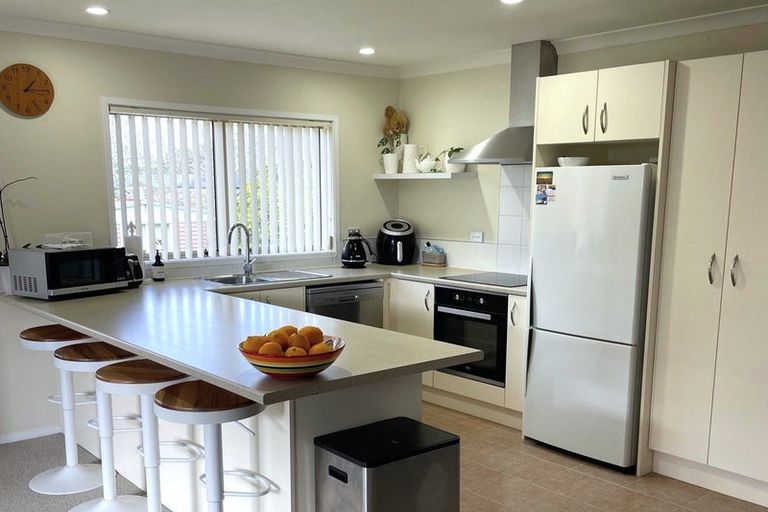 Photo of property in 71a Beach Road, Katikati, 3129