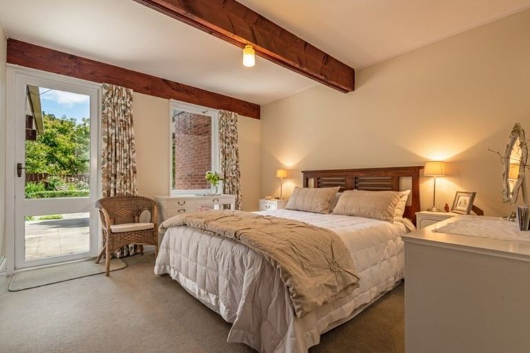 Photo of property in 15 Milne Street, Marton, 4710