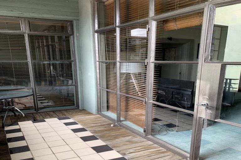 Photo of property in Dominion Apartments, 16/80u Victoria Street, Wellington Central, Wellington, 6011