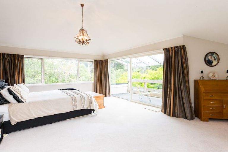 Photo of property in 6 Polson Hill Drive, Aokautere, Palmerston North, 4471