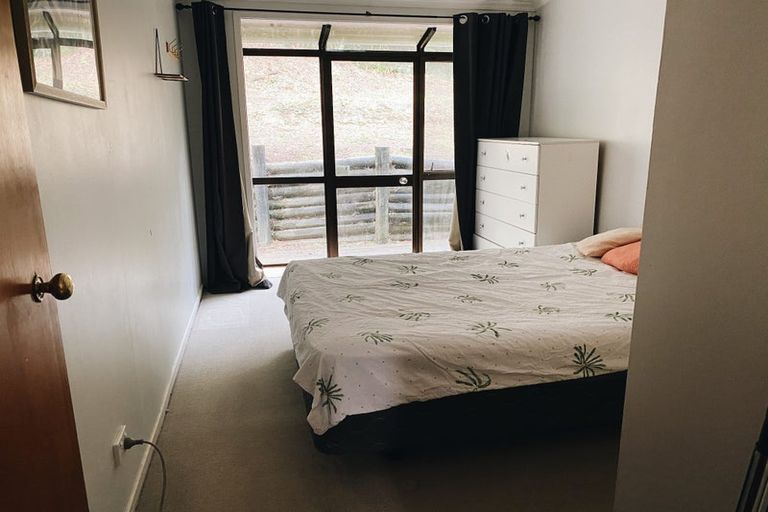 Photo of property in 1/2 Hobby Avenue, Birkdale, Auckland, 0626