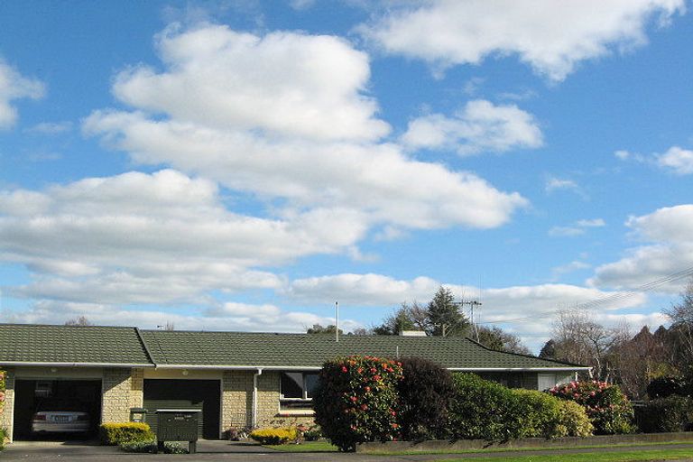 Photo of property in 13b Wanganui Road, Marton, 4710