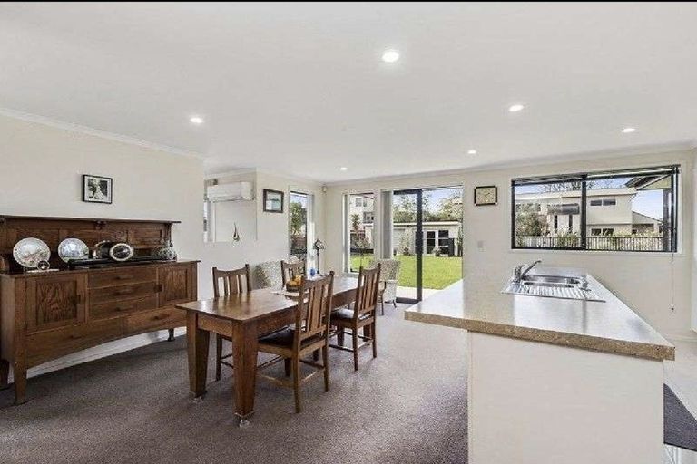 Photo of property in 92 Beerescourt Road, Beerescourt, Hamilton, 3200