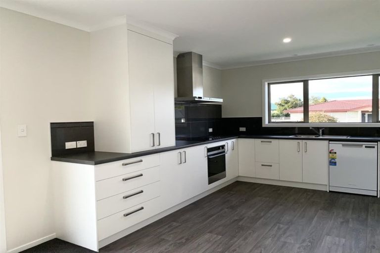 Photo of property in 1a Verona Place, Stratford, 4332