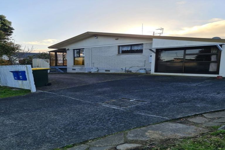 Photo of property in 1/53 Priestley Drive, Bucklands Beach, Auckland, 2014