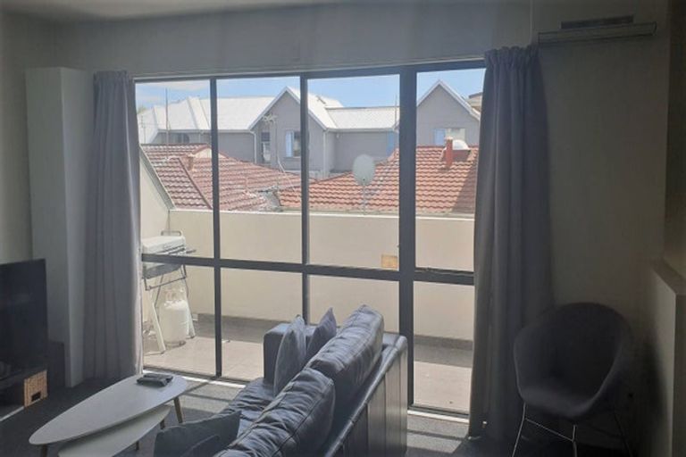 Photo of property in 2/477 Madras Street, St Albans, Christchurch, 8014