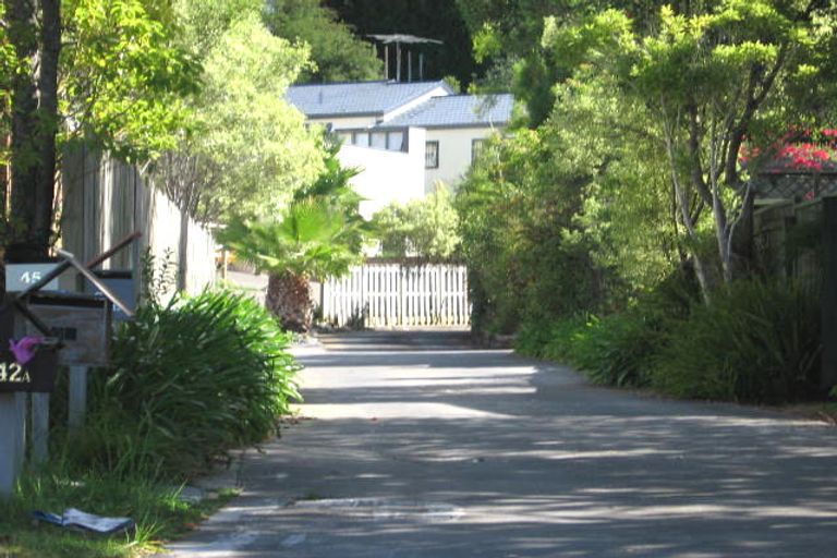 Photo of property in 2/36 Palliser Lane, Browns Bay, Auckland, 0630