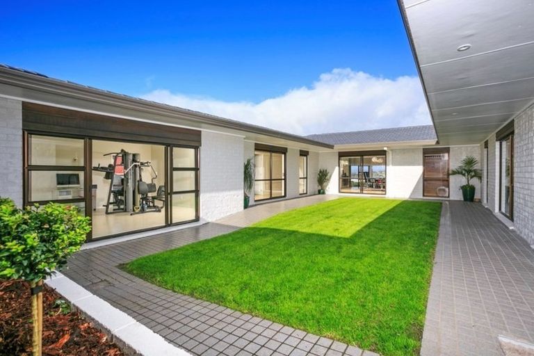 Photo of property in 3 Limeburners Close, Hobsonville, Auckland, 0618