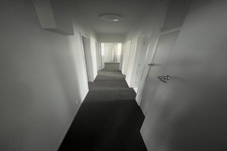 Photo of property in 3 Patterson Grove, Waikanae, 5036