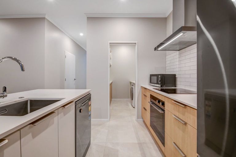 Photo of property in 28b Kukuwai Avenue, Red Beach, 0932