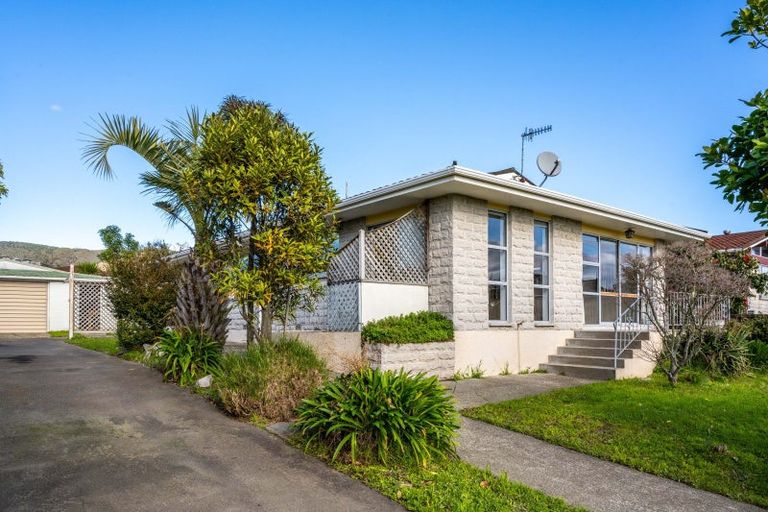 Photo of property in 56 Fergusson Street, Stoke, Nelson, 7011