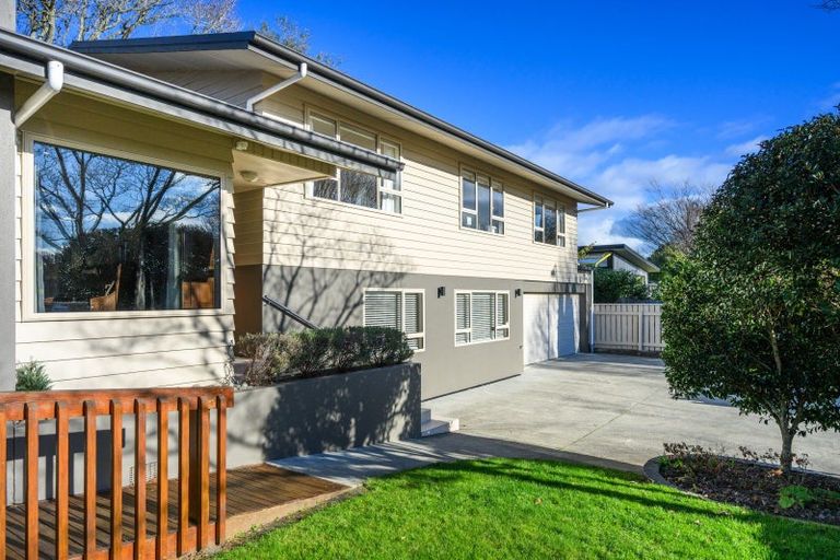 Photo of property in 14 Churchill Avenue, Hokowhitu, Palmerston North, 4410