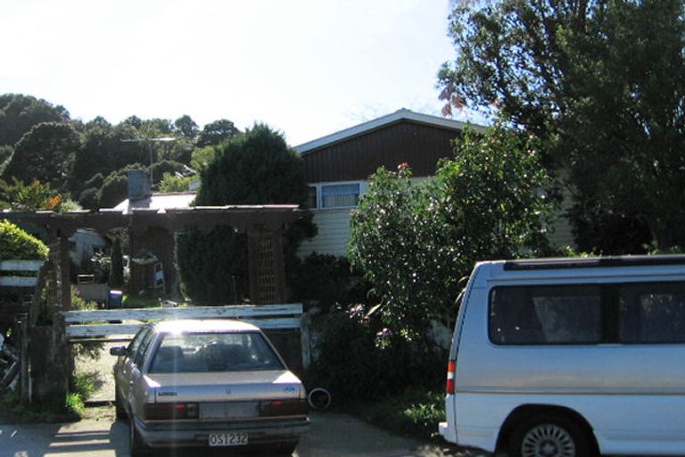 Photo of property in 16 Kumeroa Grove, Wainuiomata, Lower Hutt, 5014