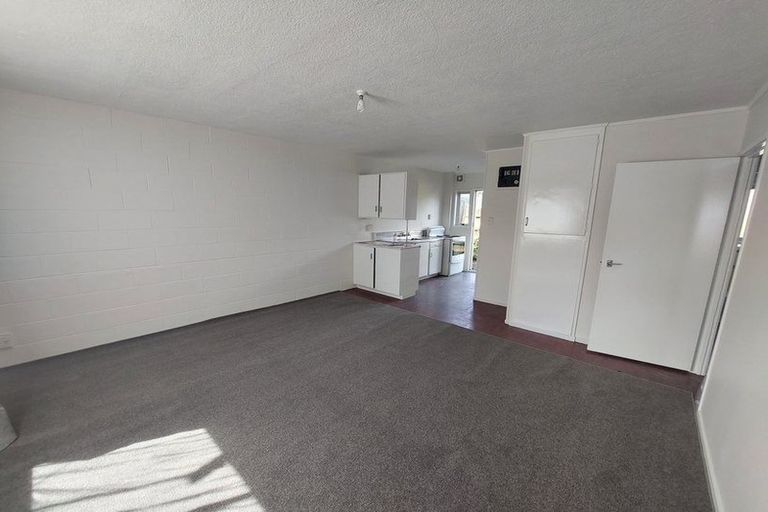 Photo of property in 5/90 Kenderdine Road, Papatoetoe, Auckland, 2025
