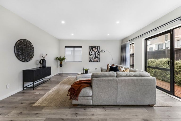 Photo of property in 7 Sager Midgley Road, Hobsonville, Auckland, 0616