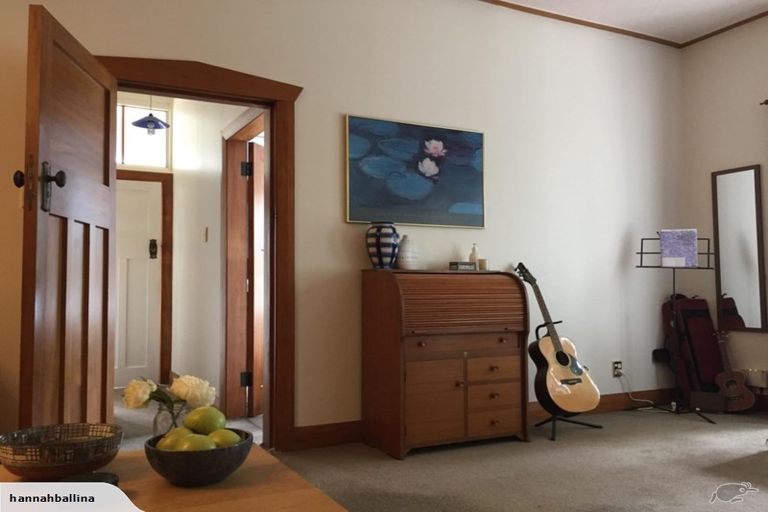 Photo of property in 68 Glenmore Street, Northland, Wellington, 6012