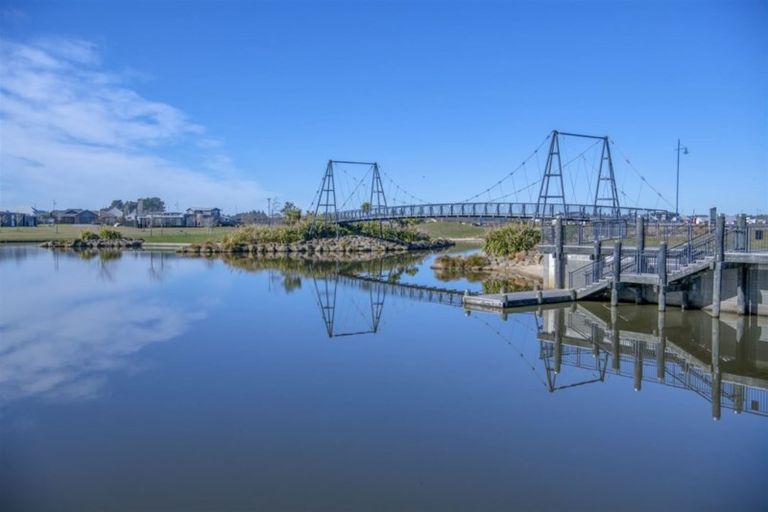 Photo of property in 69 Tiritiri Moana Drive, Pegasus, 7612