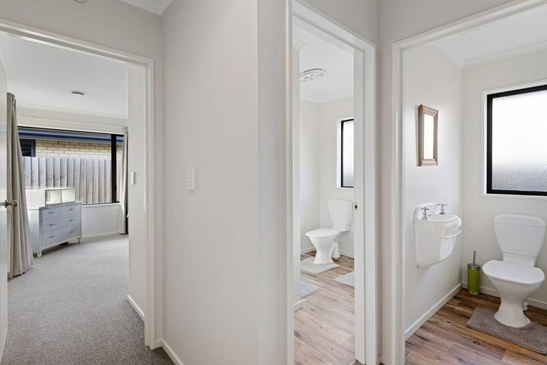 Photo of property in 8a Othello Drive, Rolleston, 7614