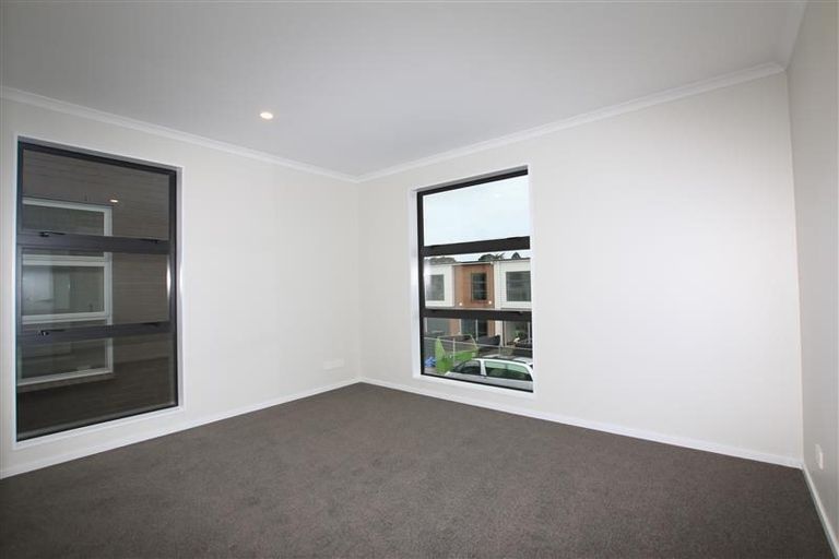 Photo of property in 3 Spotted Dove Road, Hobsonville, Auckland, 0616