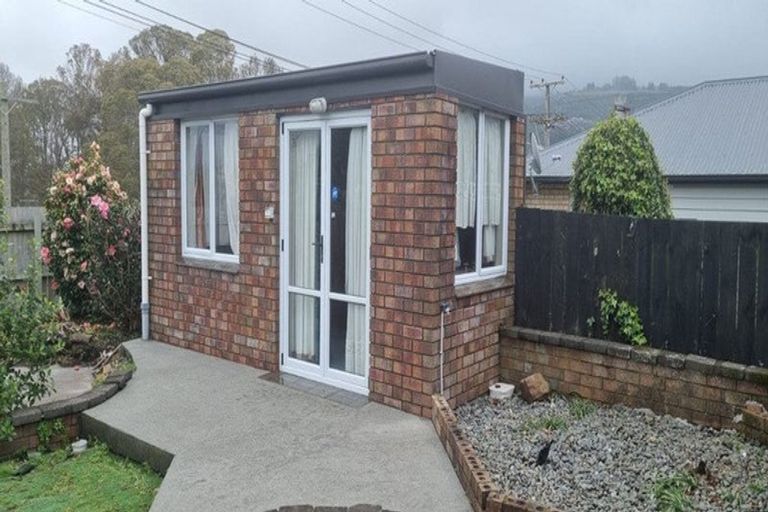 Photo of property in 100a Kawaha Point Road, Kawaha Point, Rotorua, 3010