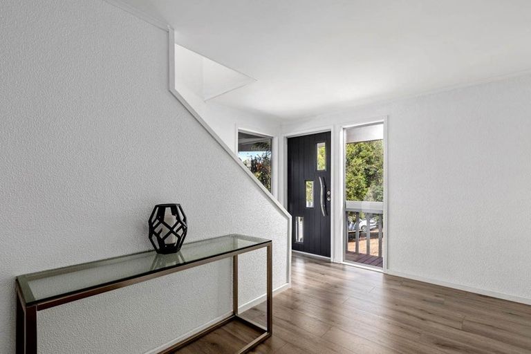 Photo of property in 5 Freya Place, Torbay, Auckland, 0630