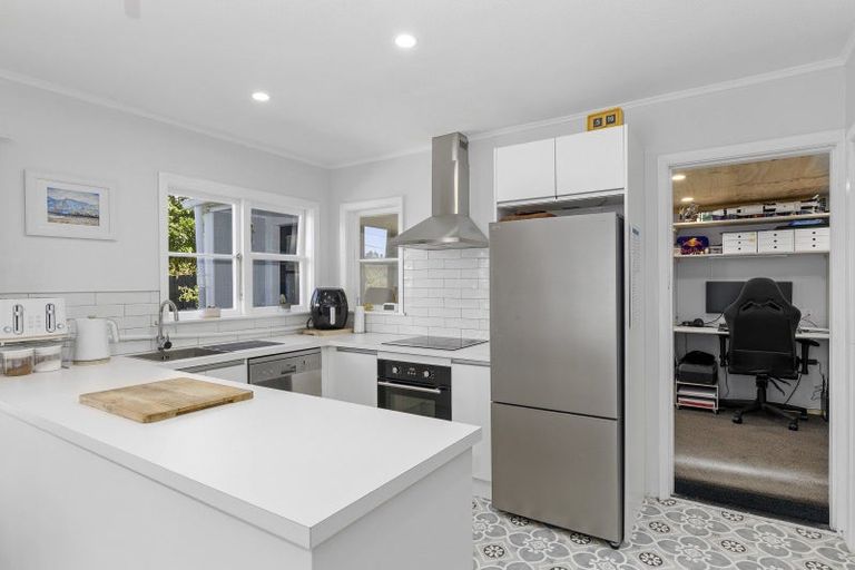 Photo of property in 87 Hair Street, Wainuiomata, Lower Hutt, 5014