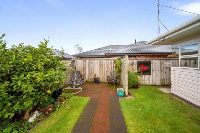 Photo of property in 18a Milmoe Street, Hawera, 4610
