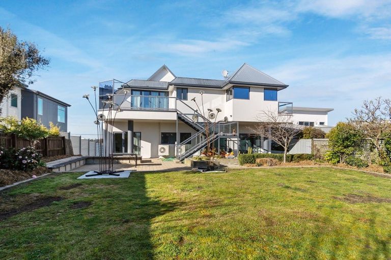 Photo of property in 14 Climie Terrace, Waimataitai, Timaru, 7910