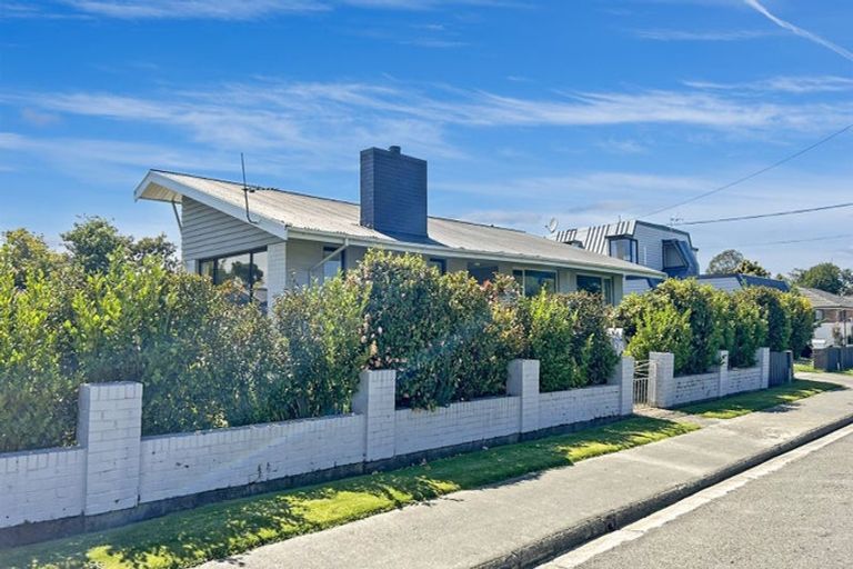 Photo of property in 2a Ethne Street, Mairehau, Christchurch, 8013