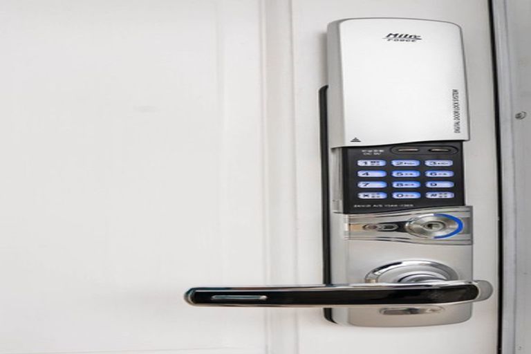 Photo of property in 2/45 Great South Road, Papakura, 2110