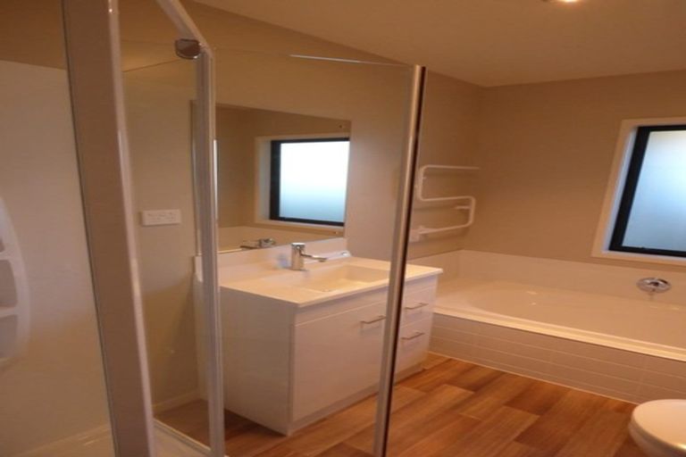 Photo of property in 52 Longcot Drive, Rolleston, 7615