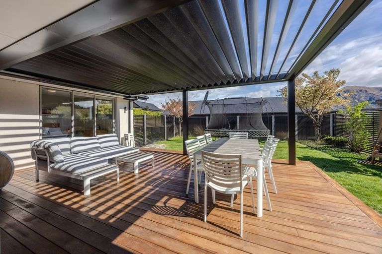 Photo of property in 63 Minaret Ridge, Wanaka, 9305
