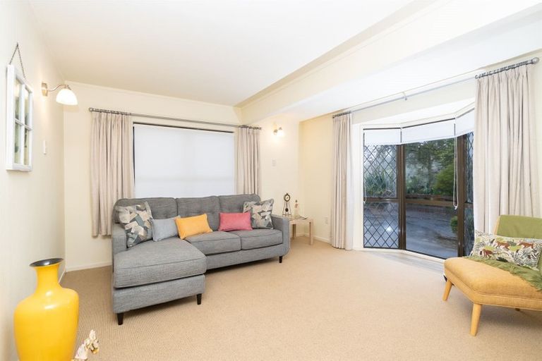 Photo of property in 35 Lachlan Drive, Dinsdale, Hamilton, 3204