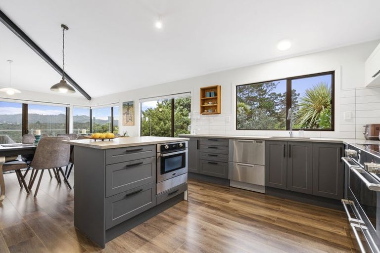 Photo of property in 711a South Titirangi Road, Titirangi, Auckland, 0604