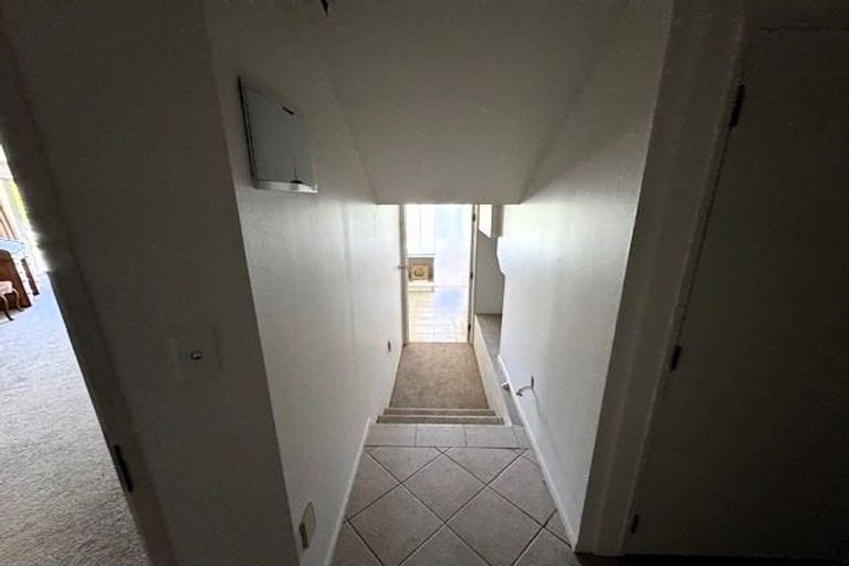 Photo of property in 12 Shortland Place, Havelock North, 4130