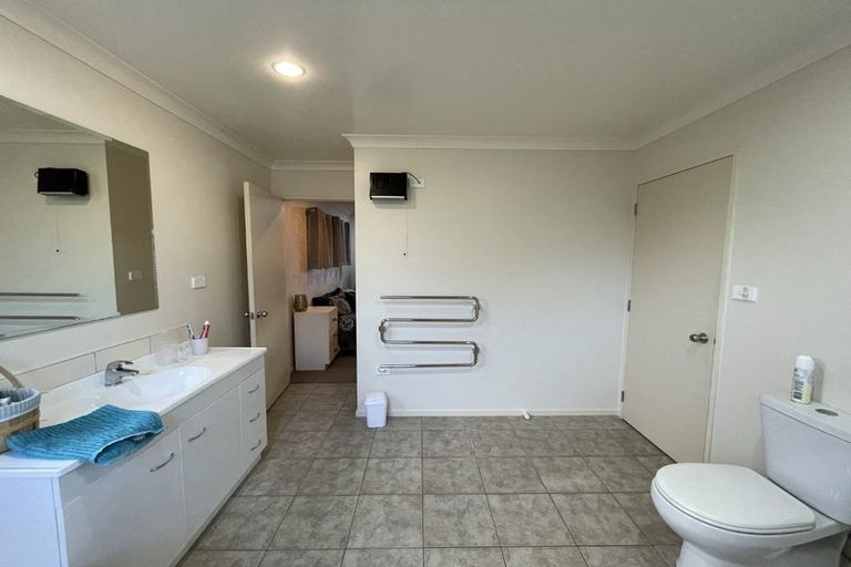 Photo of property in 3a Burness Road, Greenmeadows, Napier, 4112