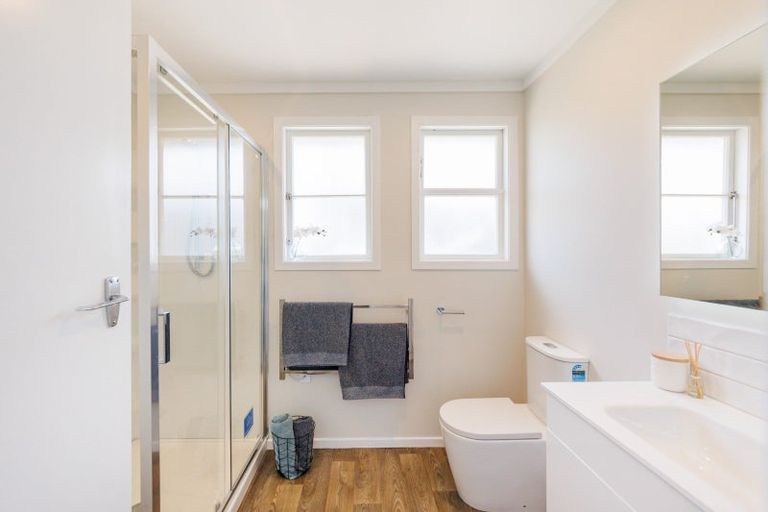 Photo of property in 11 Benmore Avenue, Cloverlea, Palmerston North, 4412