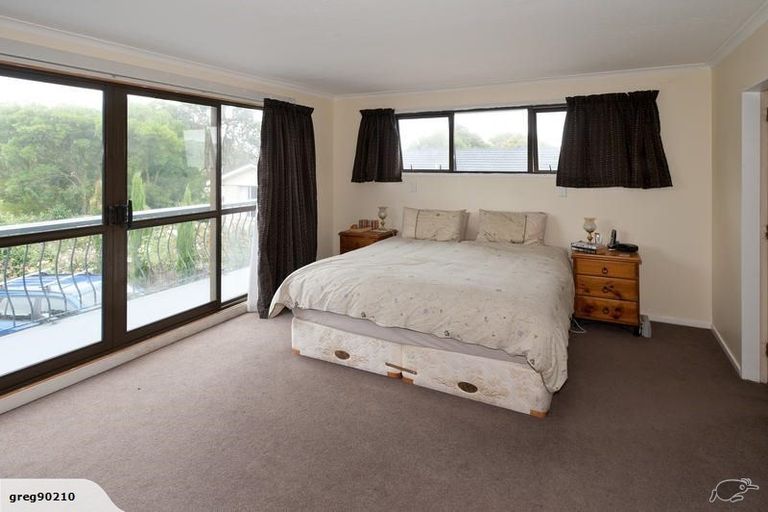 Photo of property in 8 Timbertop Lane, Saint Martins, Christchurch, 8022