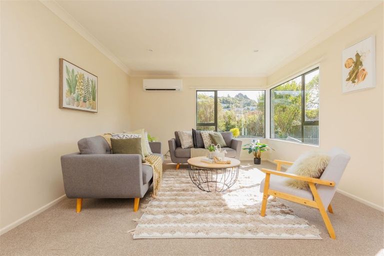 Photo of property in 15u6 Glanmire Road, Newlands, Wellington, 6037