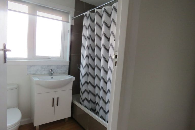 Photo of property in 2/86 Gardner Avenue, New Lynn, Auckland, 0600