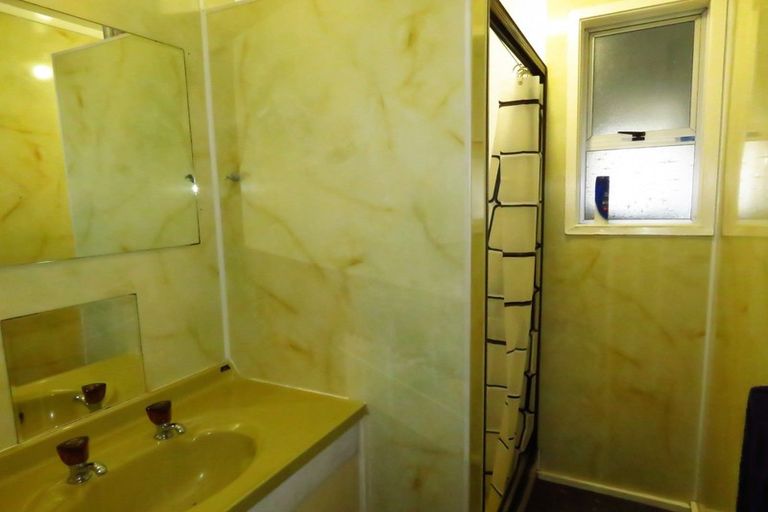 Photo of property in 67 Derby Street, Westport, 7825